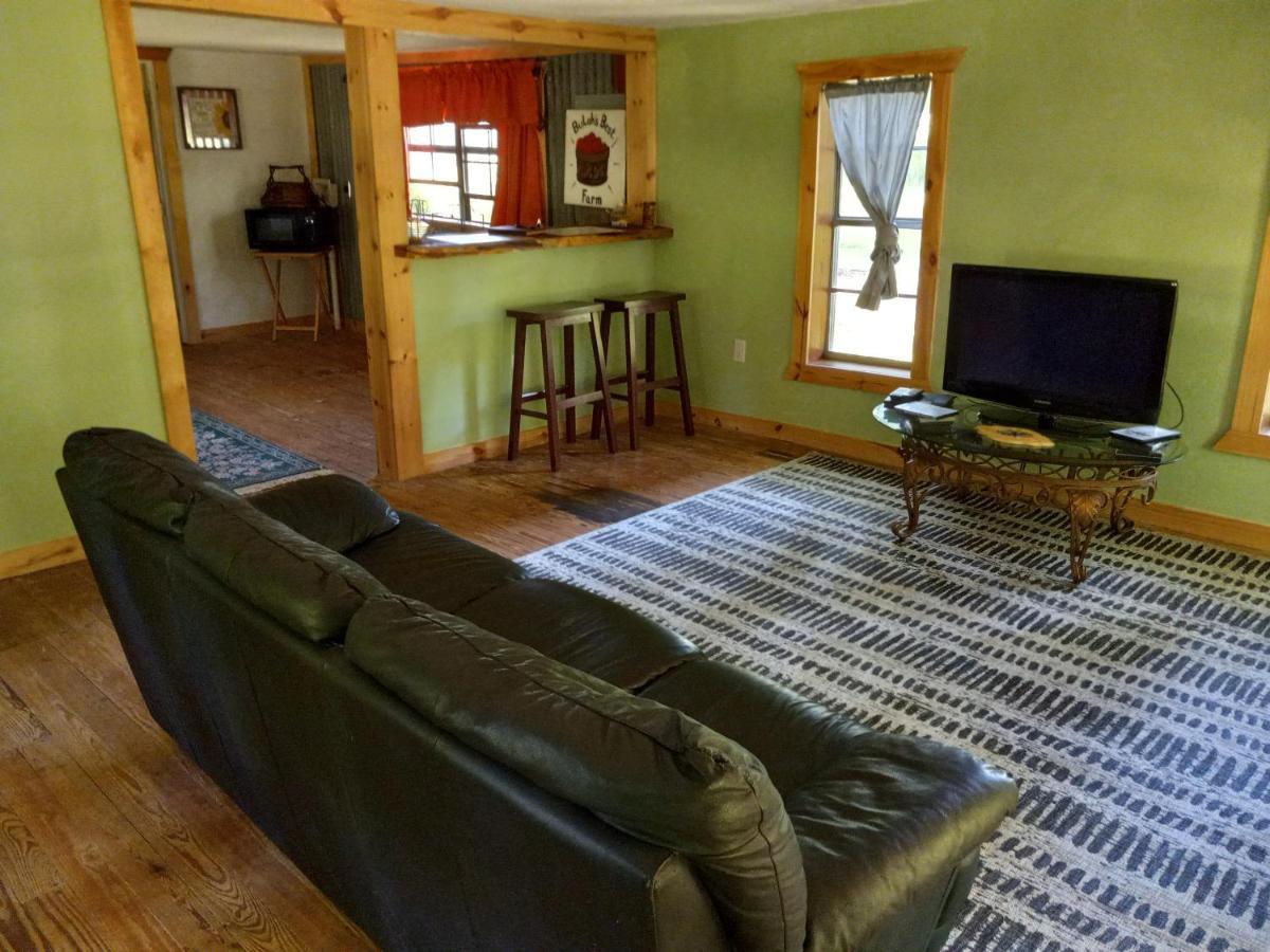Adorable 1 Bedroom Honey House Rusk Eksteriør billede